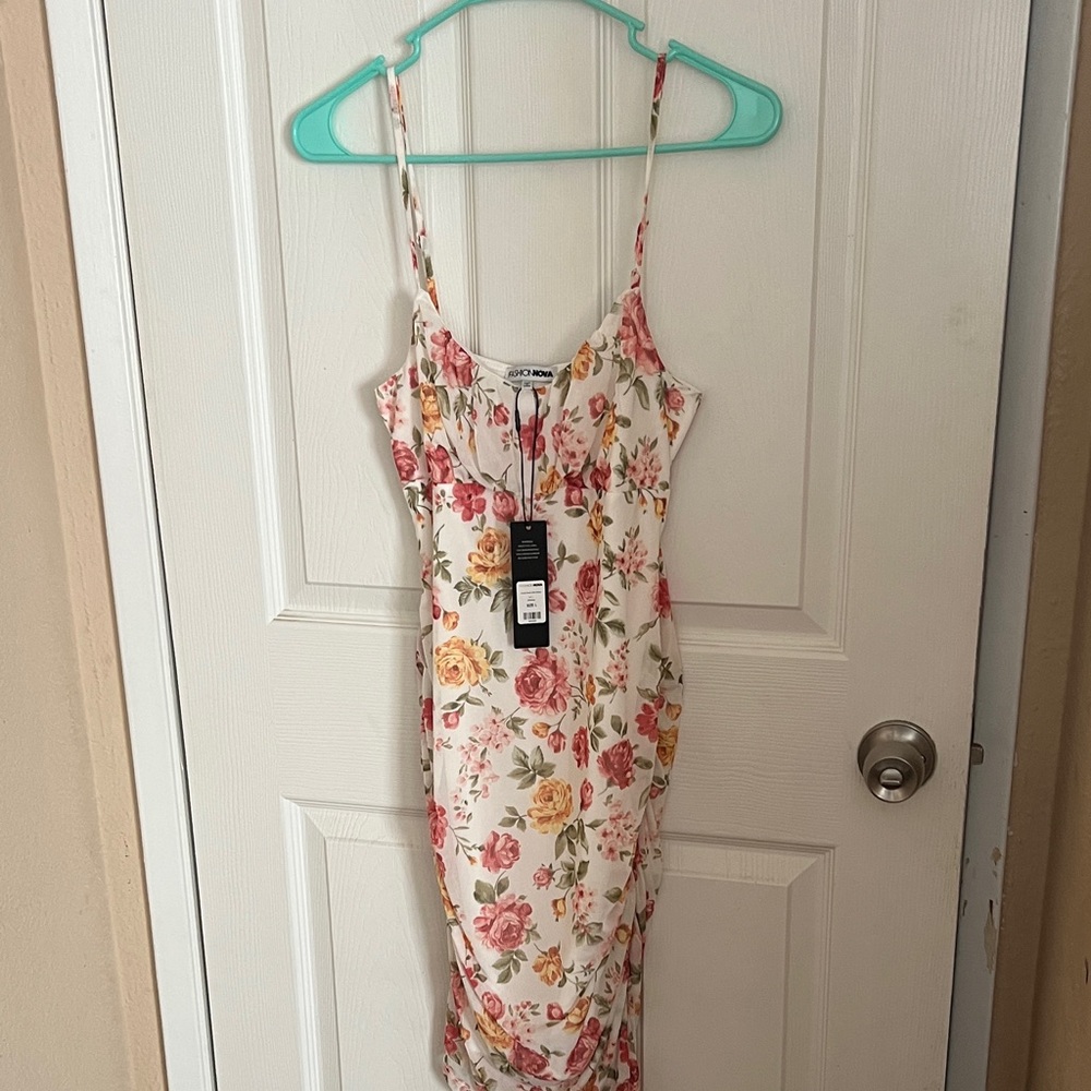 Fashion Nova Floral Print Spaghetti Strap Dress